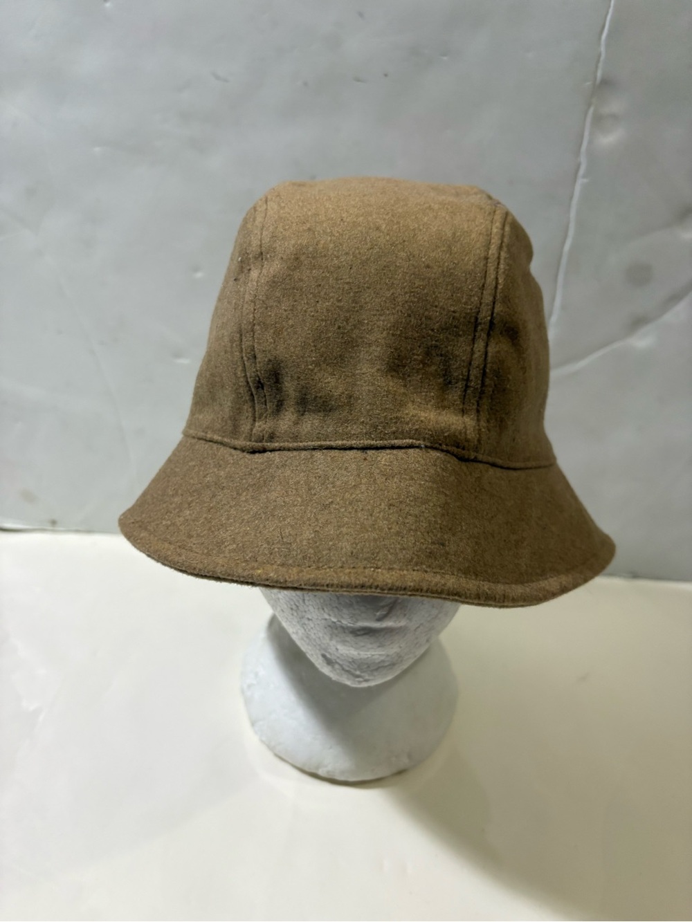 Lands end beige  Wool Bucket Hat wool blend